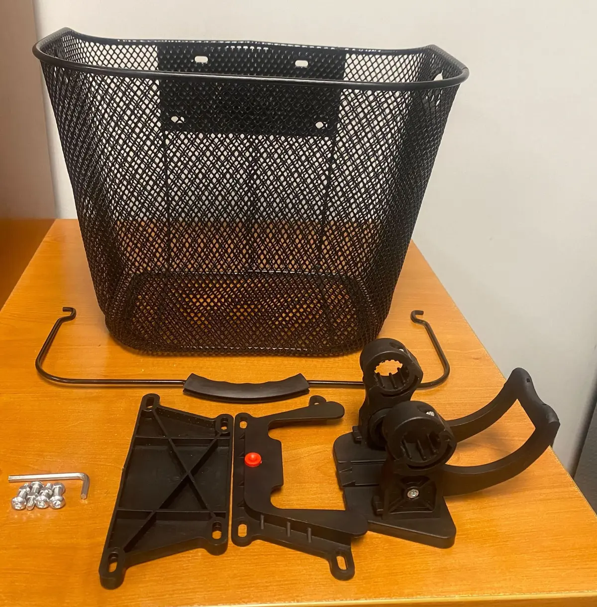 Universal Scooter Wire Basket (Blemished) 1