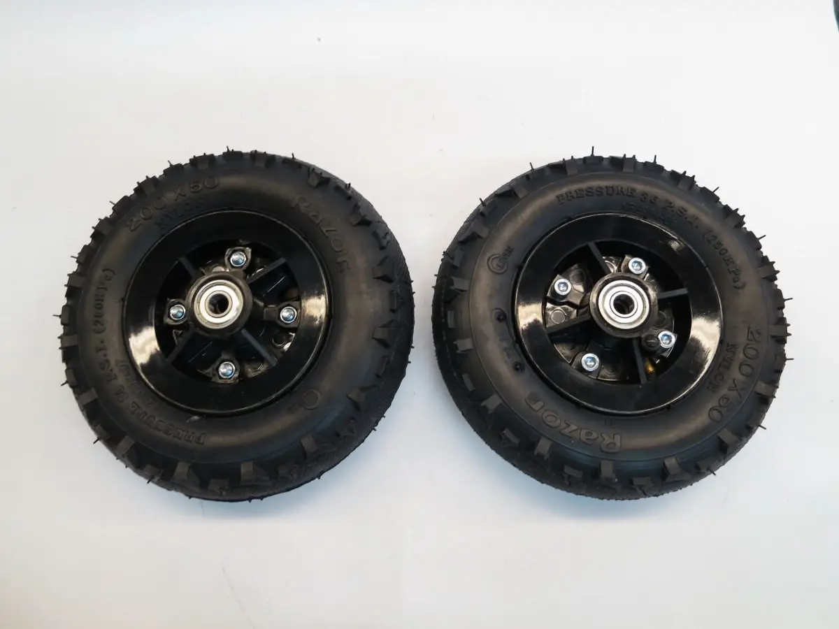 Razor Dune Buggy Front Wheels (Set Of 2) (Missing Hardware) 1