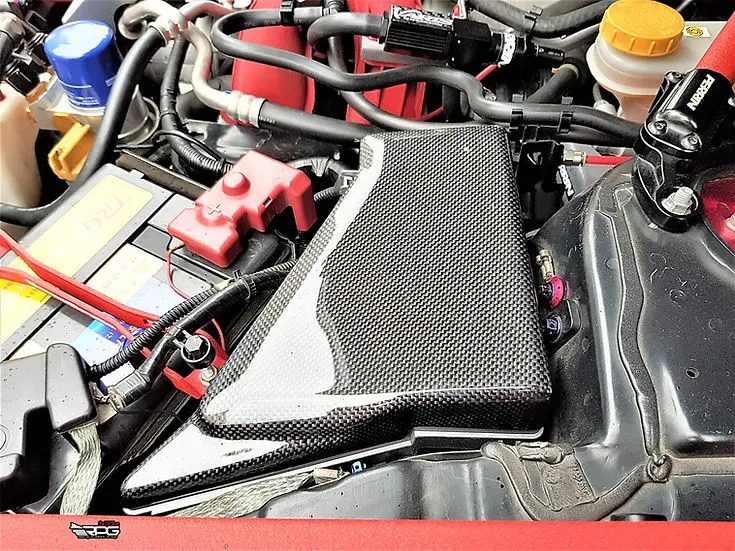 Vacuum Carbon Engine Bay Fuse Box Cover 1
