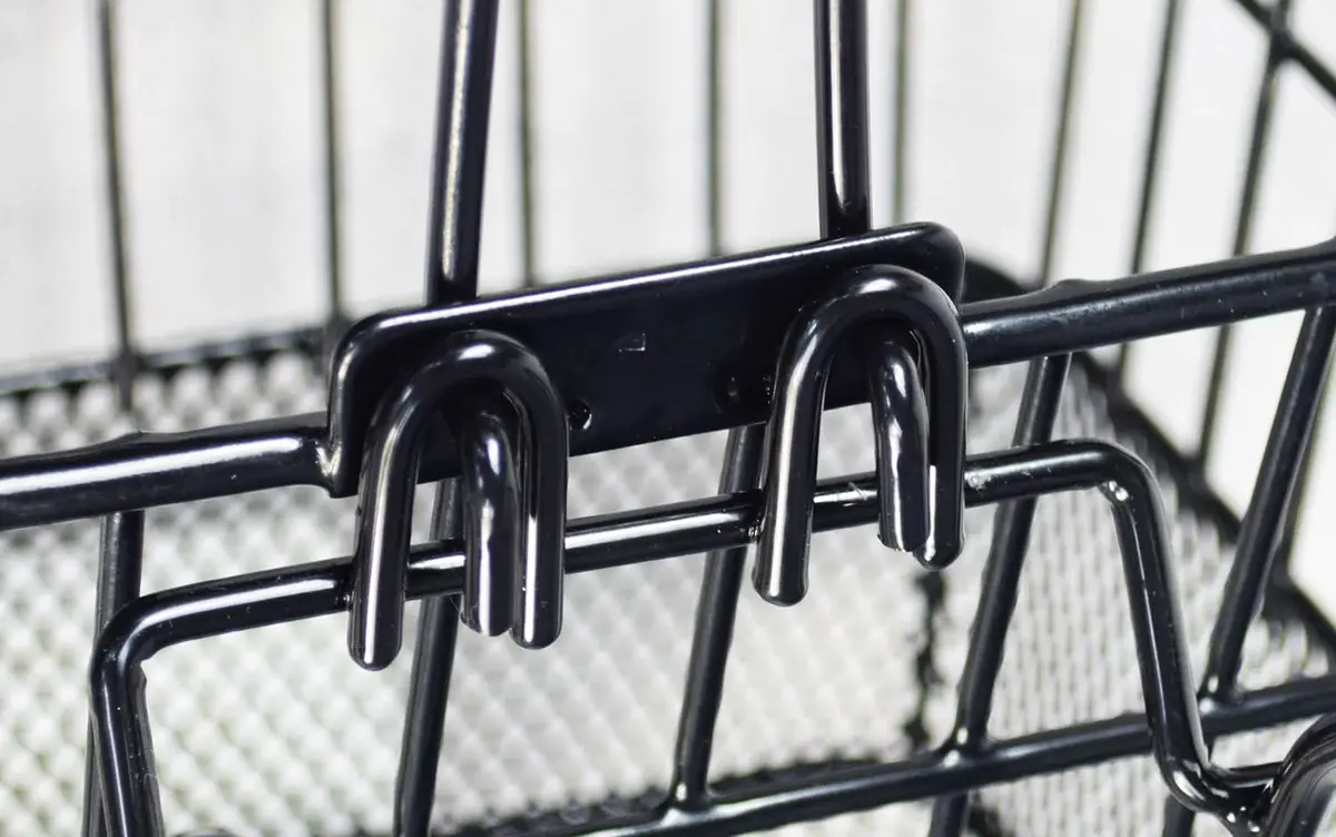 Lift-Off Wire Basket With Mesh Bottom 8