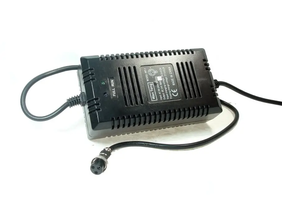 Razor E150 Battery Charger (Standard) 1